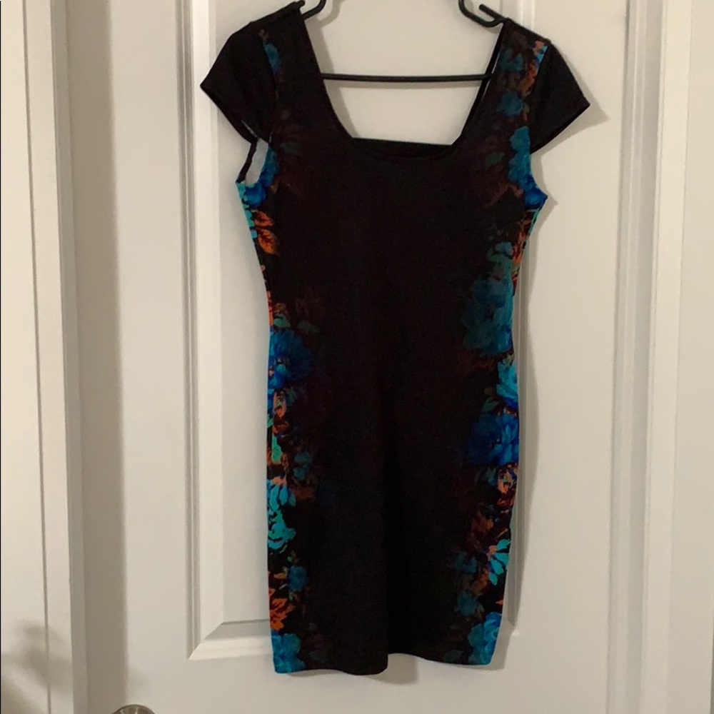 Flower dress size m
